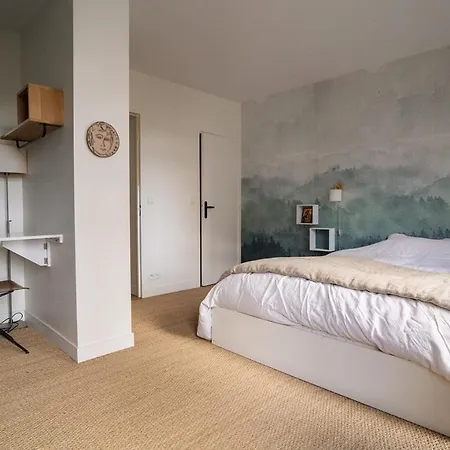 Spacious With View Of The Eiffel Tower Apartman Párizs